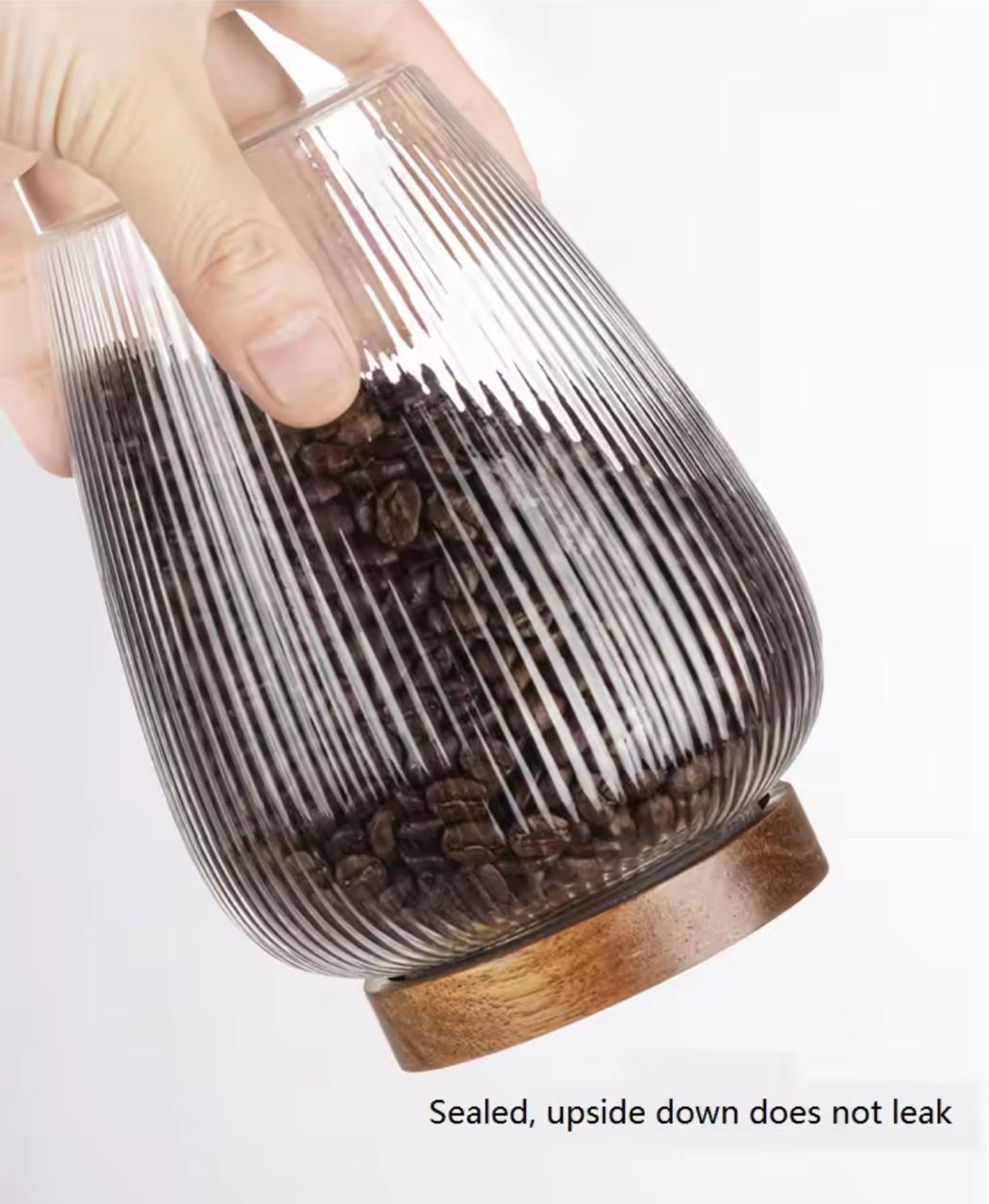 Premium High Borosilicate Glass Storage Jars- Striped Pattern and Wooden Lid