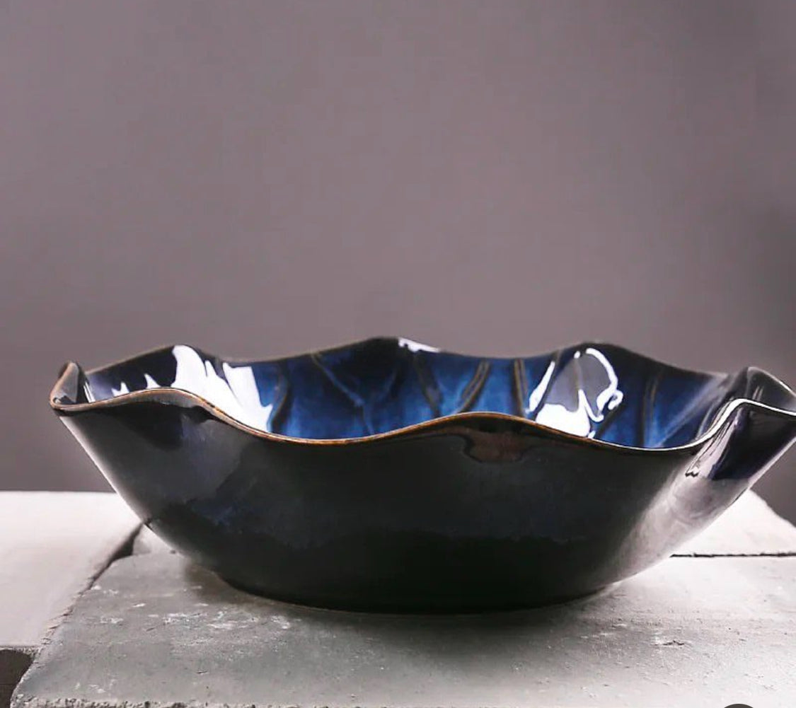 Curvy Edges Large serving Bowl- Ceramic