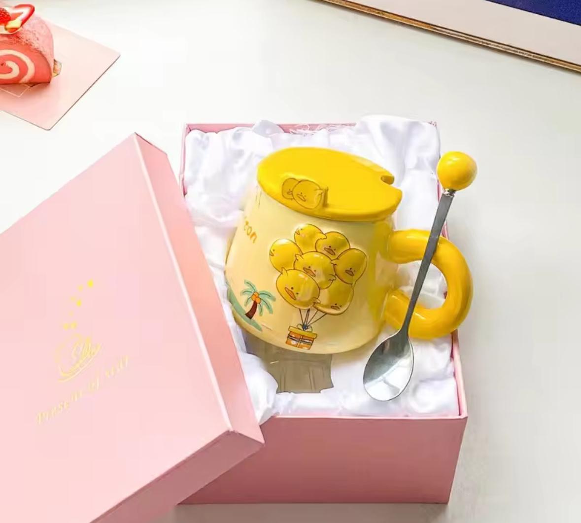 Cloud-Nine Balloon Ceramic Mug Set -400 ML- With Lid & Cute Spoon