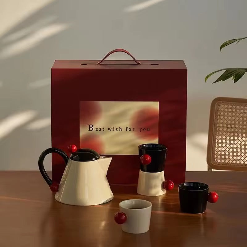 The Classic Beige & Noir Tea Gift Set