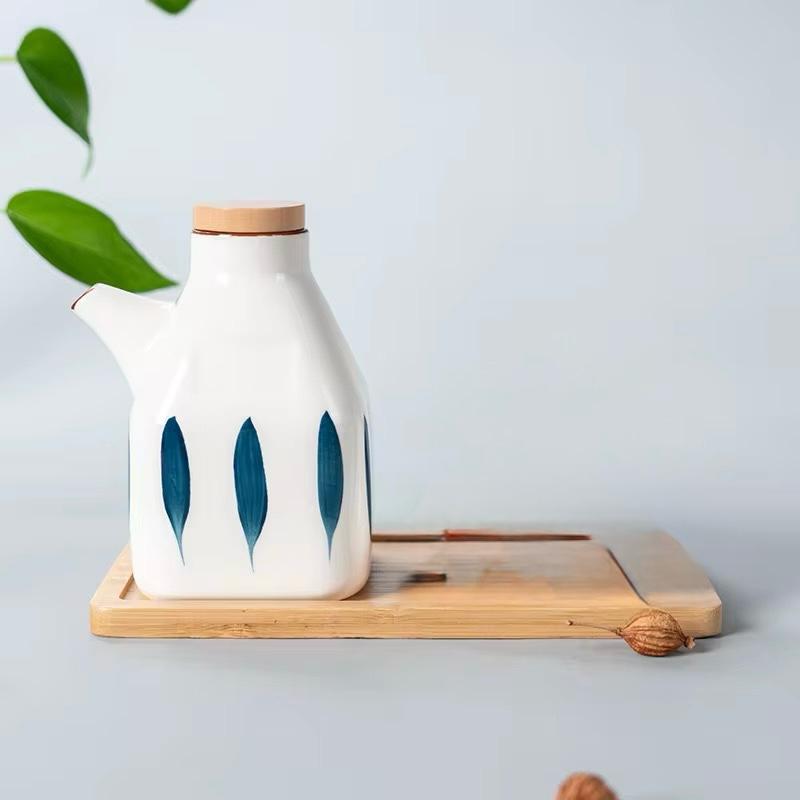 Set of 2  Oil Dispenser with Tray– 12.5 cm”