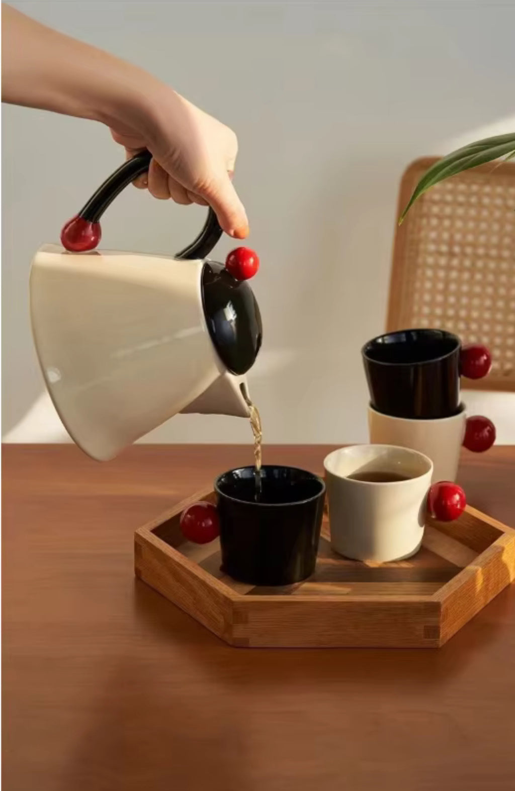 The Classic Beige & Noir Tea Gift Set