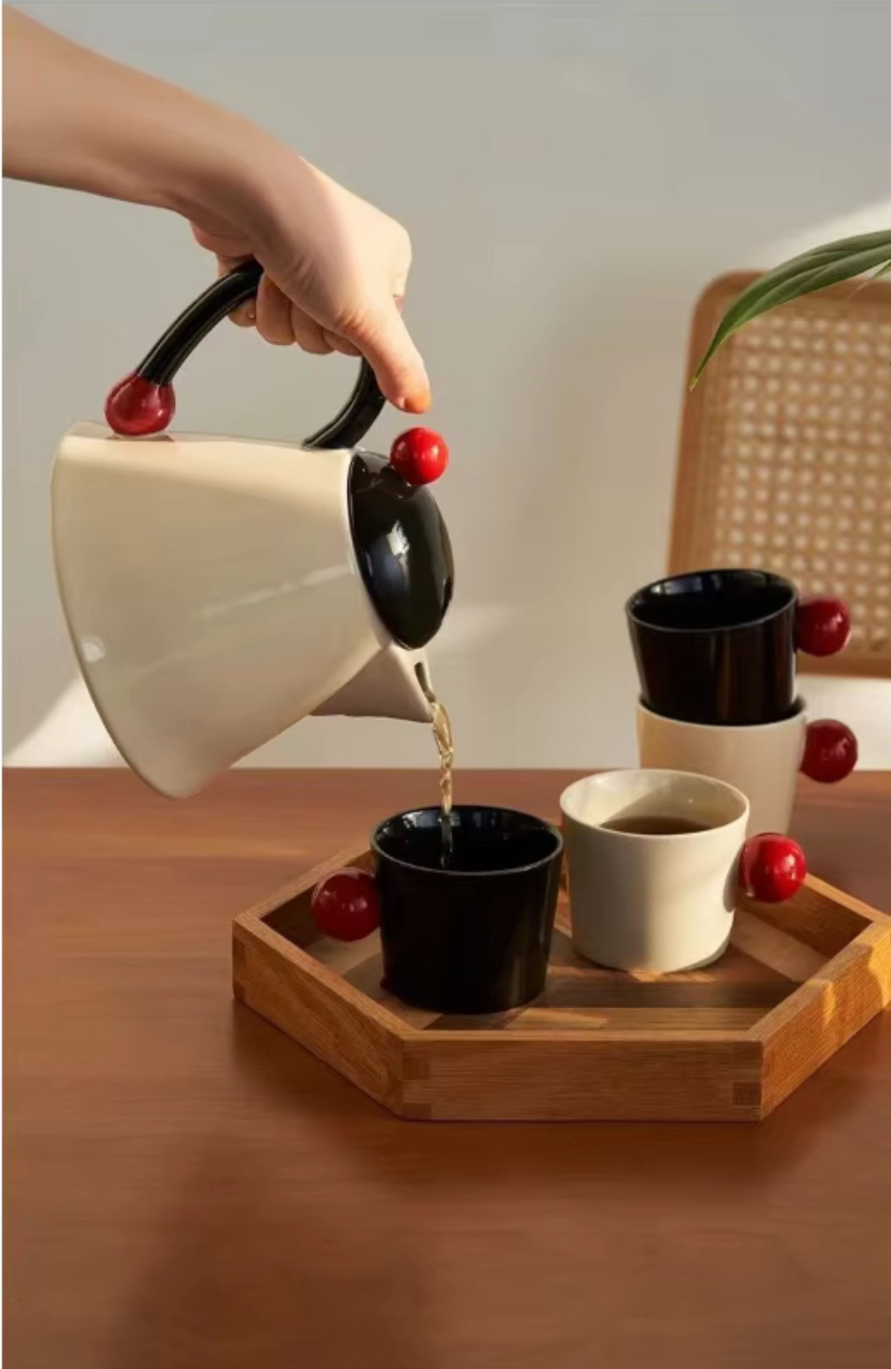 The Classic Beige & Noir Tea Gift Set