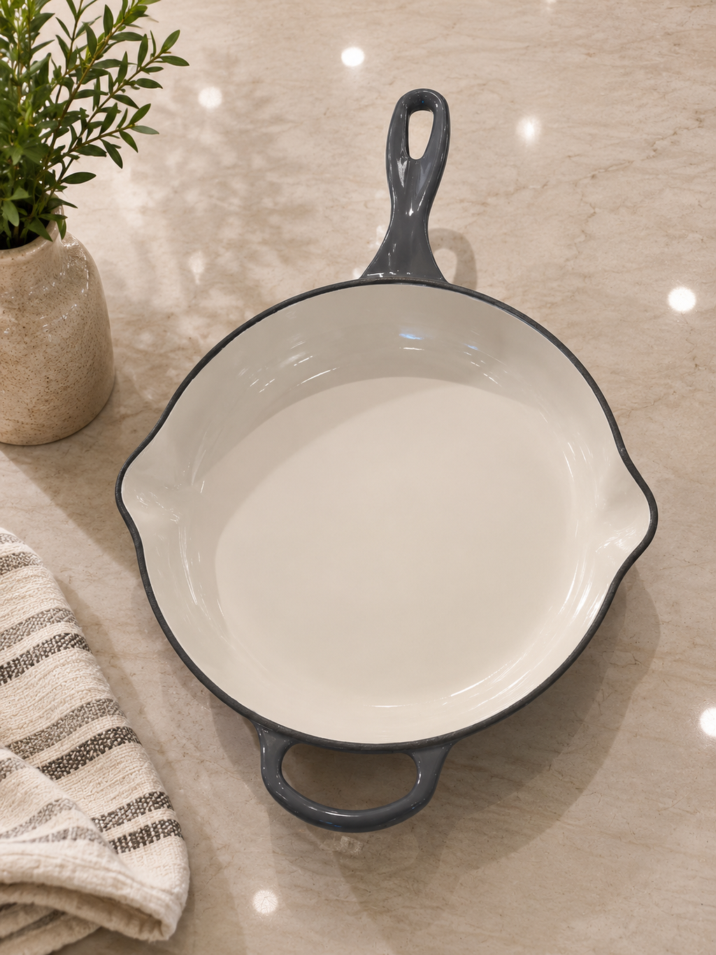 Enamel Coated Cast Iron Frying Pan – 25 cm