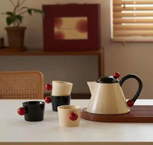 The Classic Beige & Noir Tea Gift Set