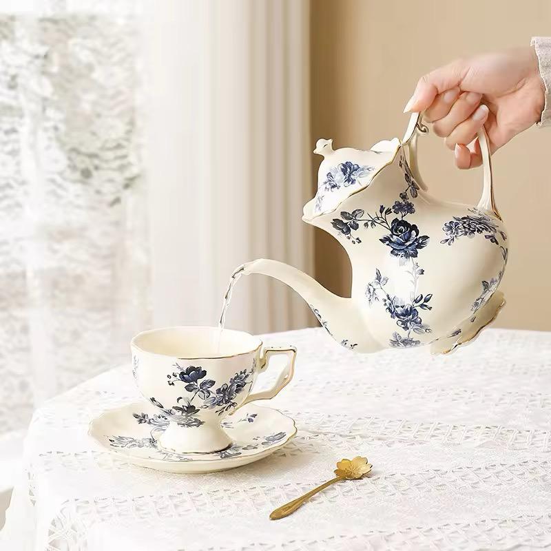 Fleur De Porcelain