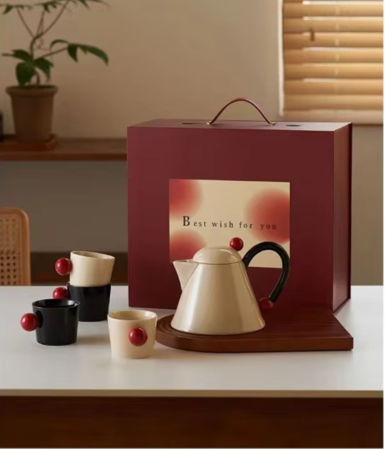 The Classic Beige & Noir Tea Gift Set