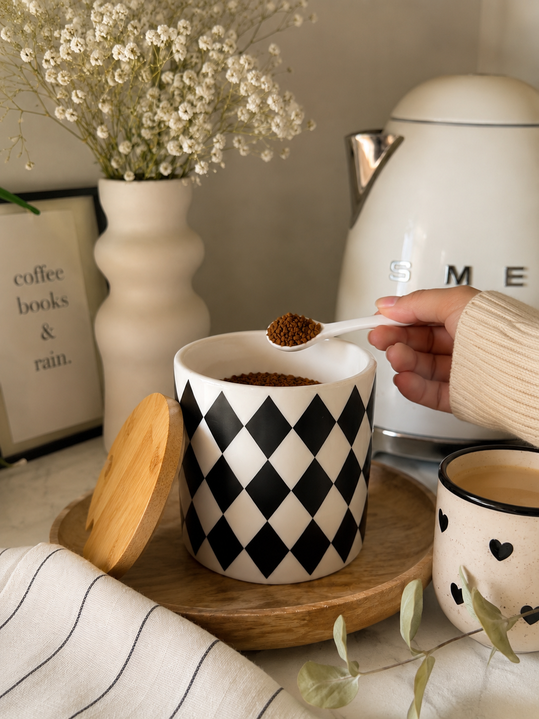 MONOCHROME BLOCK PRINTS CANISTERS