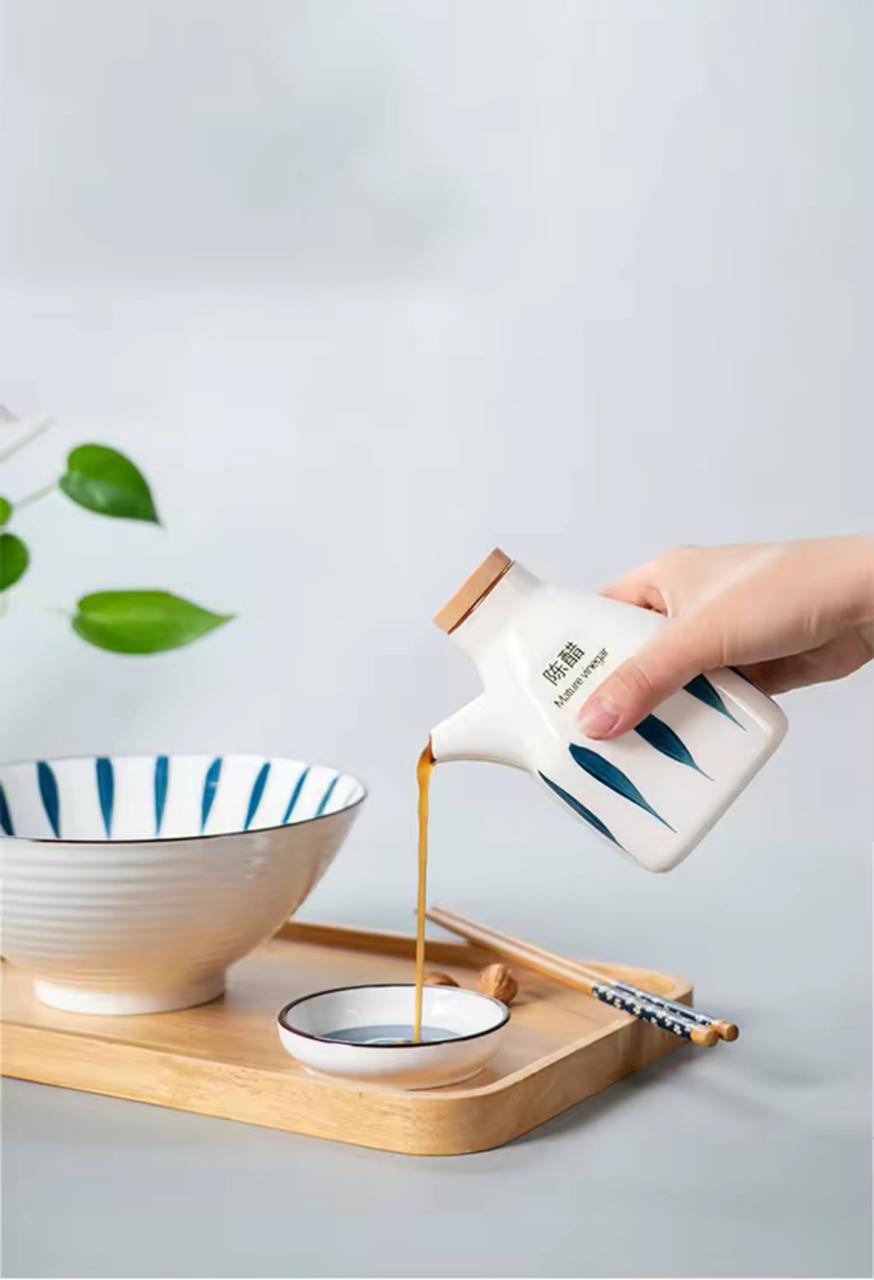 Set of 2  Oil Dispenser with Tray– 12.5 cm”