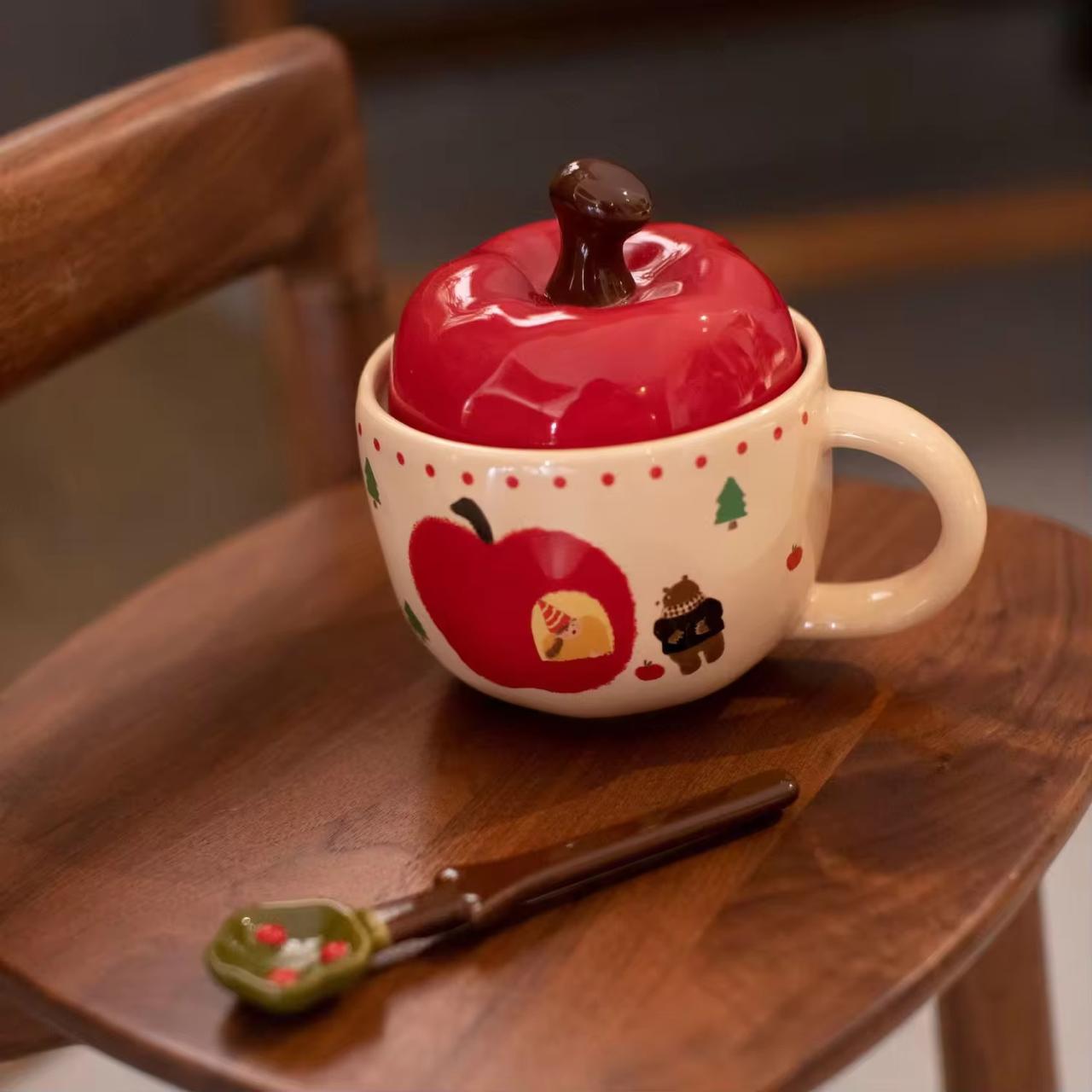 Cartoon Apple Ceramic Mug with Spoon – by The Macau Home