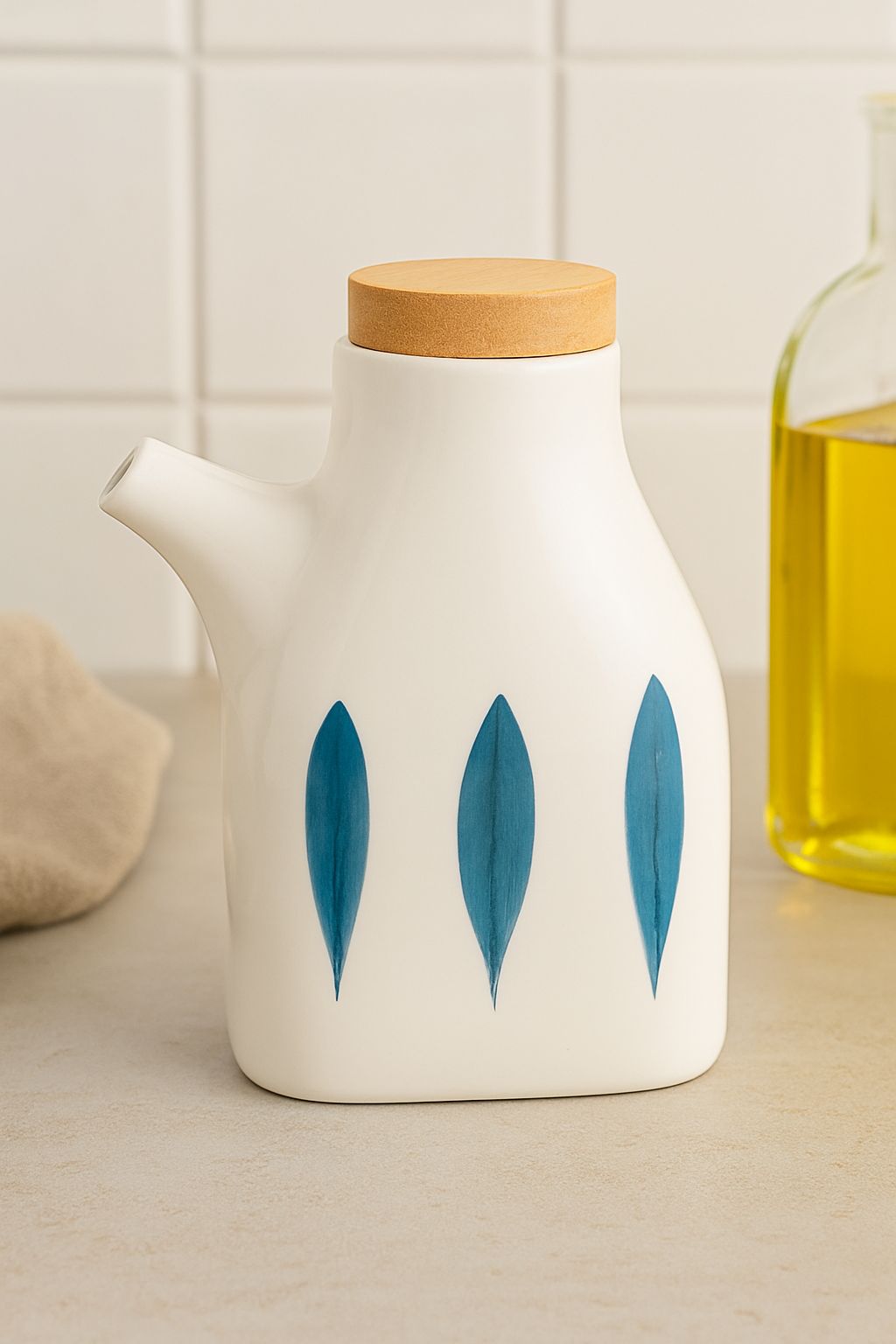 Set of 2  Oil Dispenser with Tray– 12.5 cm”